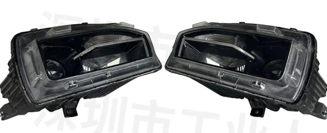 奔馳汽車(chē)車(chē)燈的手板CNC加工樣件(圖3)